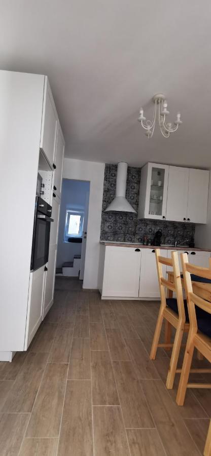 Vacation Home Kovachnica Vrbnik Ngoại thất bức ảnh