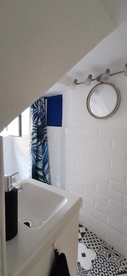 Vacation Home Kovachnica Vrbnik Ngoại thất bức ảnh
