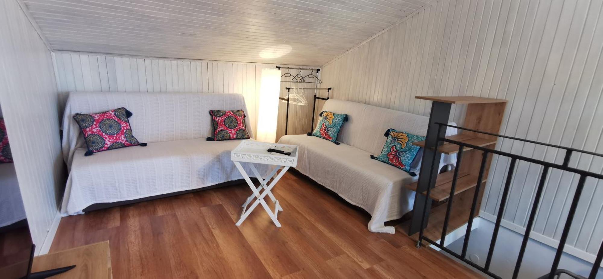 Vacation Home Kovachnica Vrbnik Ngoại thất bức ảnh