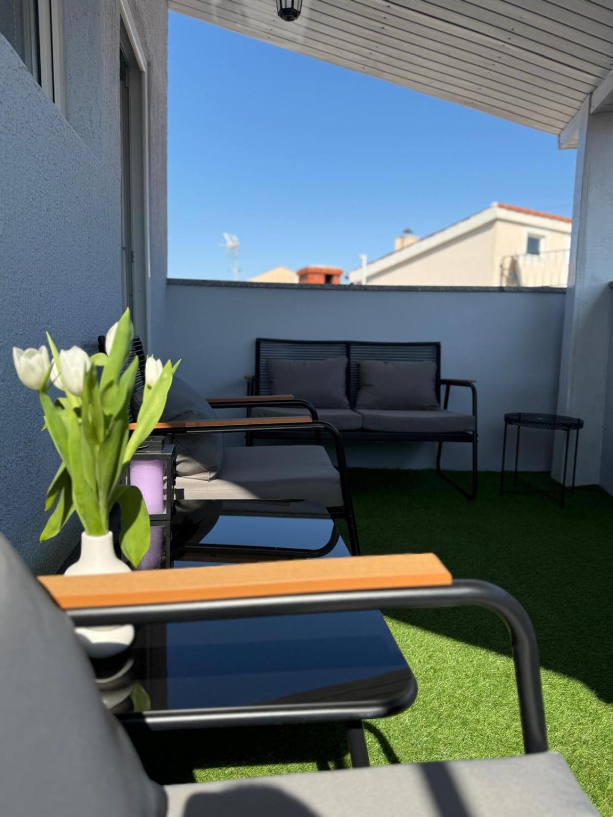 Vacation Home Kovachnica Vrbnik Ngoại thất bức ảnh